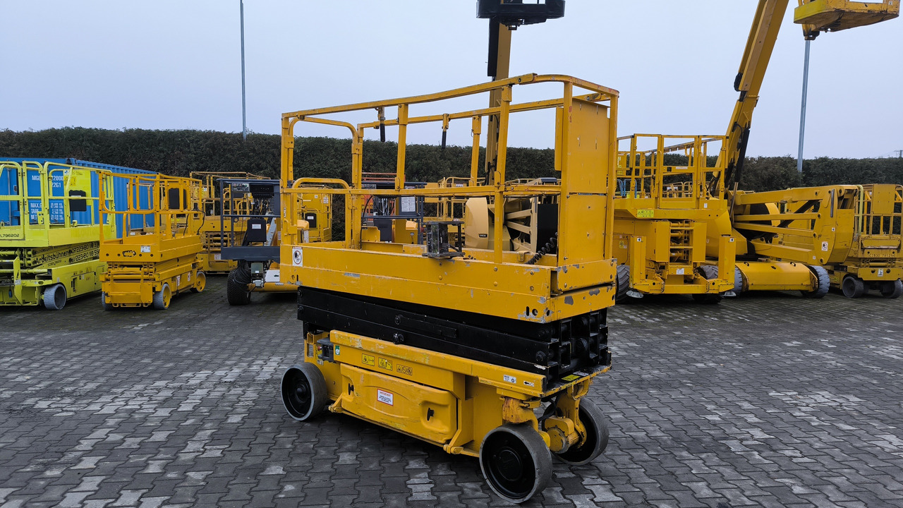 JLG 2030 ES - Scissor lift: picture 2 JLG 2030 ES - Scissor lift: picture 2