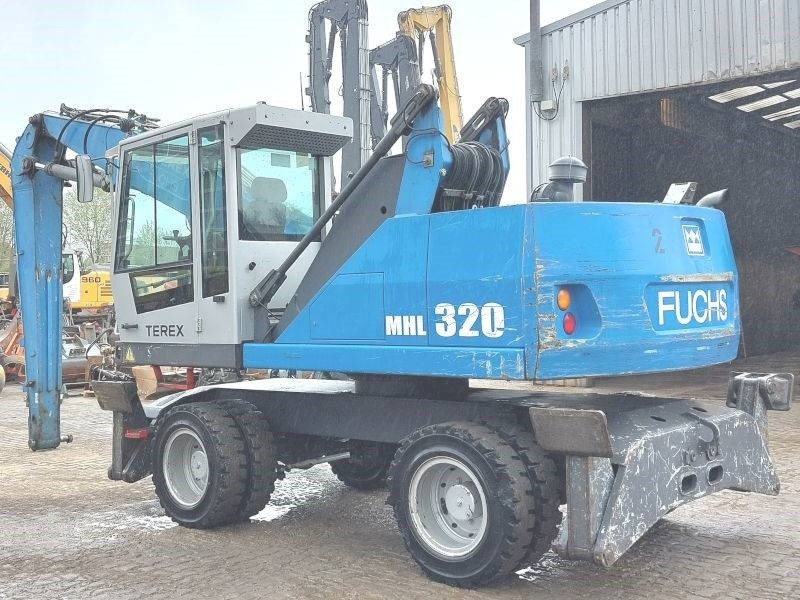 Fuchs MHL 320 D - Waste/ Industry handler: picture 3 Fuchs MHL 320 D - Waste/ Industry handler: picture 3