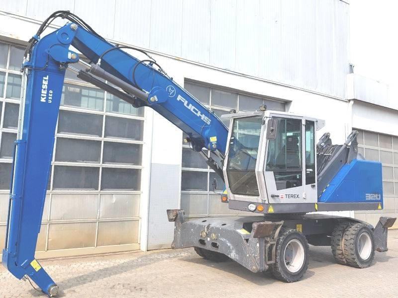 Fuchs MHL 320 F - Waste/ Industry handler: picture 2 Fuchs MHL 320 F - Waste/ Industry handler: picture 2