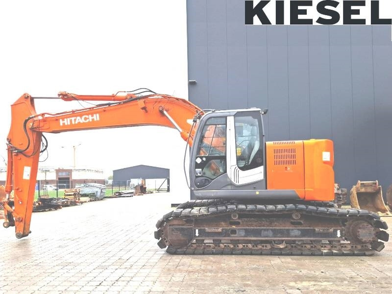 Hitachi ZX 225 USLC-3 - Crawler excavator: picture 1 Hitachi ZX 225 USLC-3 - Crawler excavator: picture 1