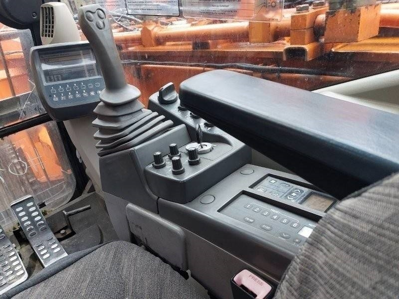 Demolition excavator Hitachi ZX 520 LCD-3: picture 12 Demolition excavator Hitachi ZX 520 LCD-3: picture 12