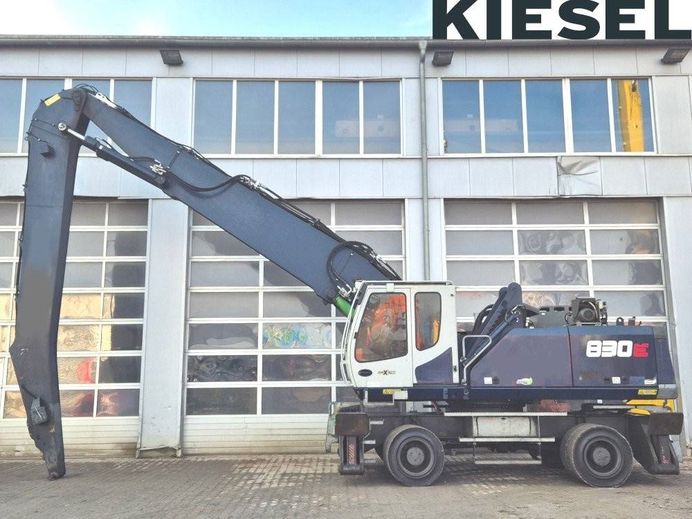 Sennebogen 830 E - Waste/ Industry handler: picture 1 Sennebogen 830 E - Waste/ Industry handler: picture 1