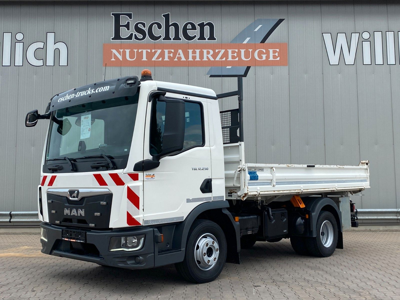 MAN TGL 12.250 | MEILLER*3x Sitze*Navi*2x AHK*Blatt - Tipper: picture 1 MAN TGL 12.250 | MEILLER*3x Sitze*Navi*2x AHK*Blatt - Tipper: picture 1