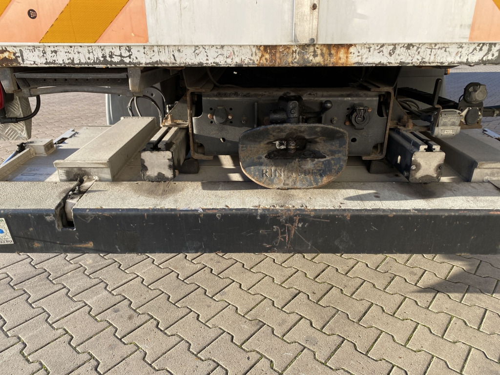 MAN TGX 26.400 6x2-2 LL / MBB-LBW - Box truck: picture 2 MAN TGX 26.400 6x2-2 LL / MBB-LBW - Box truck: picture 2