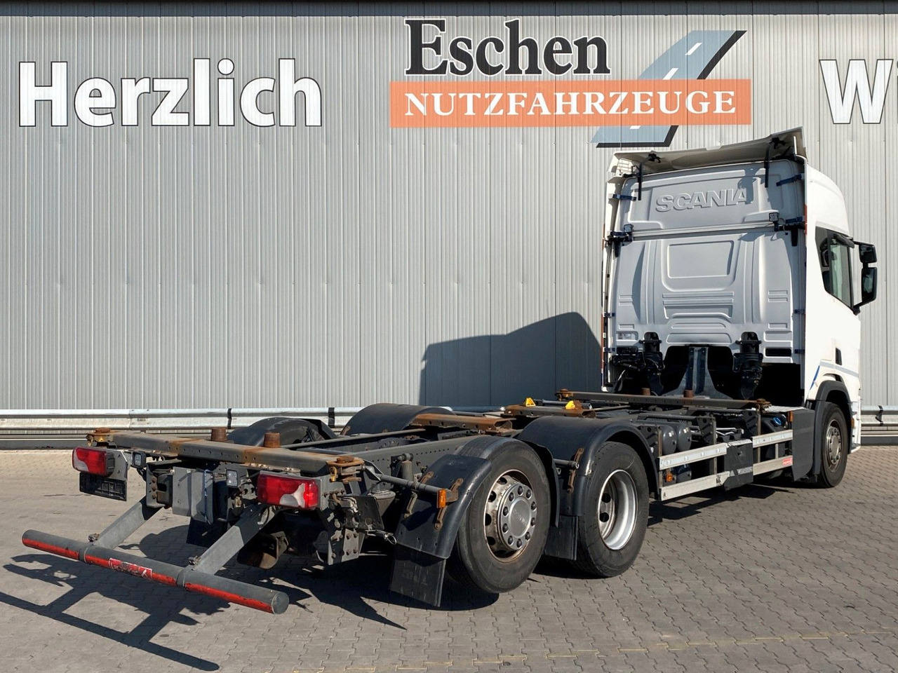 Scania R 450 B 6x2*4 BDF | Retarder*AHK*Lift*SDG Rahmen - Container transporter/ Swap body truck: picture 3 Scania R 450 B 6x2*4 BDF | Retarder*AHK*Lift*SDG Rahmen - Container transporter/ Swap body truck: picture 3