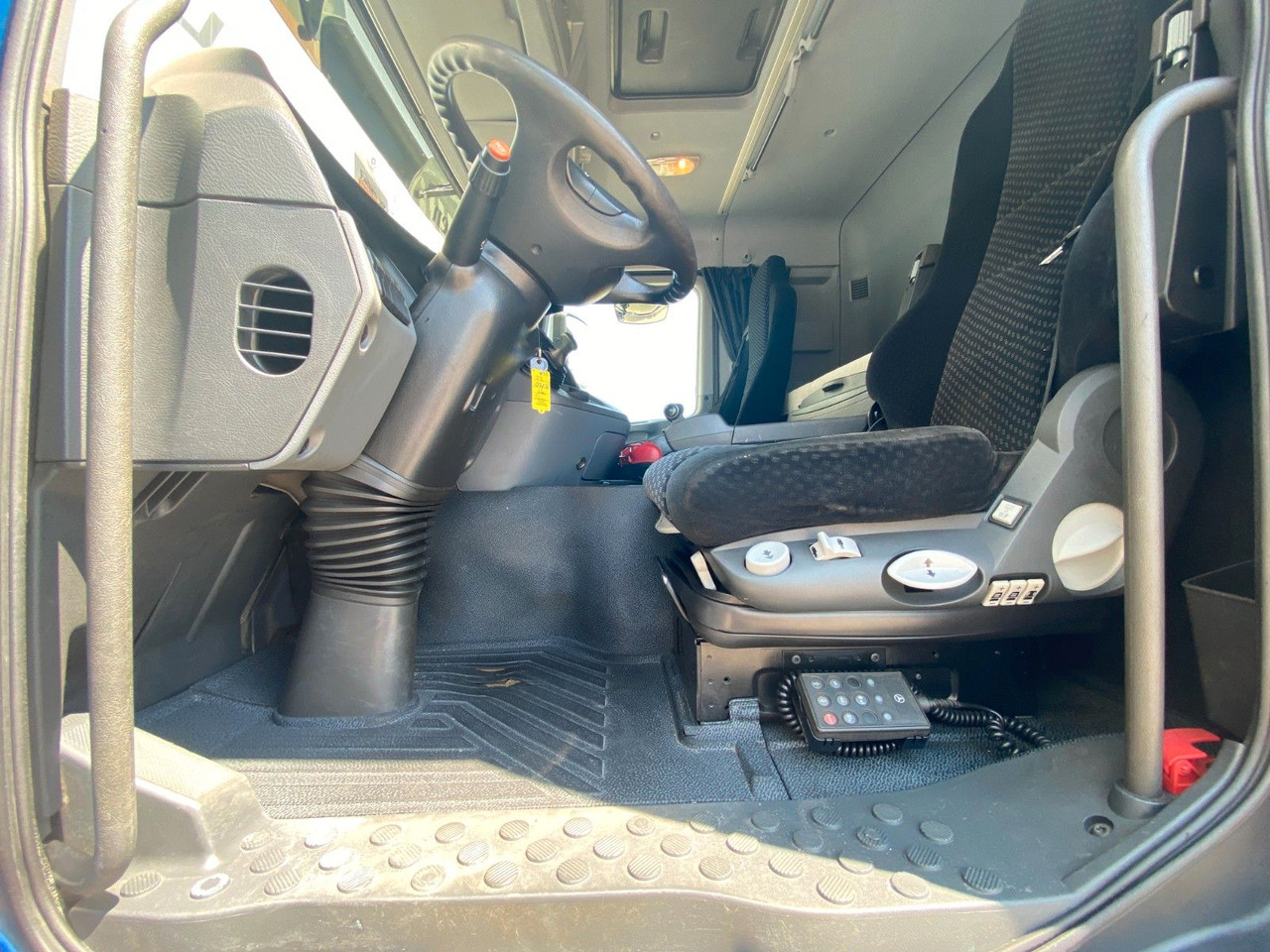 Tractor unit Mercedes-Benz 1841 Actros MP3 | PK 18502*Funk&Flur*Klima*1.Hd: picture 13
