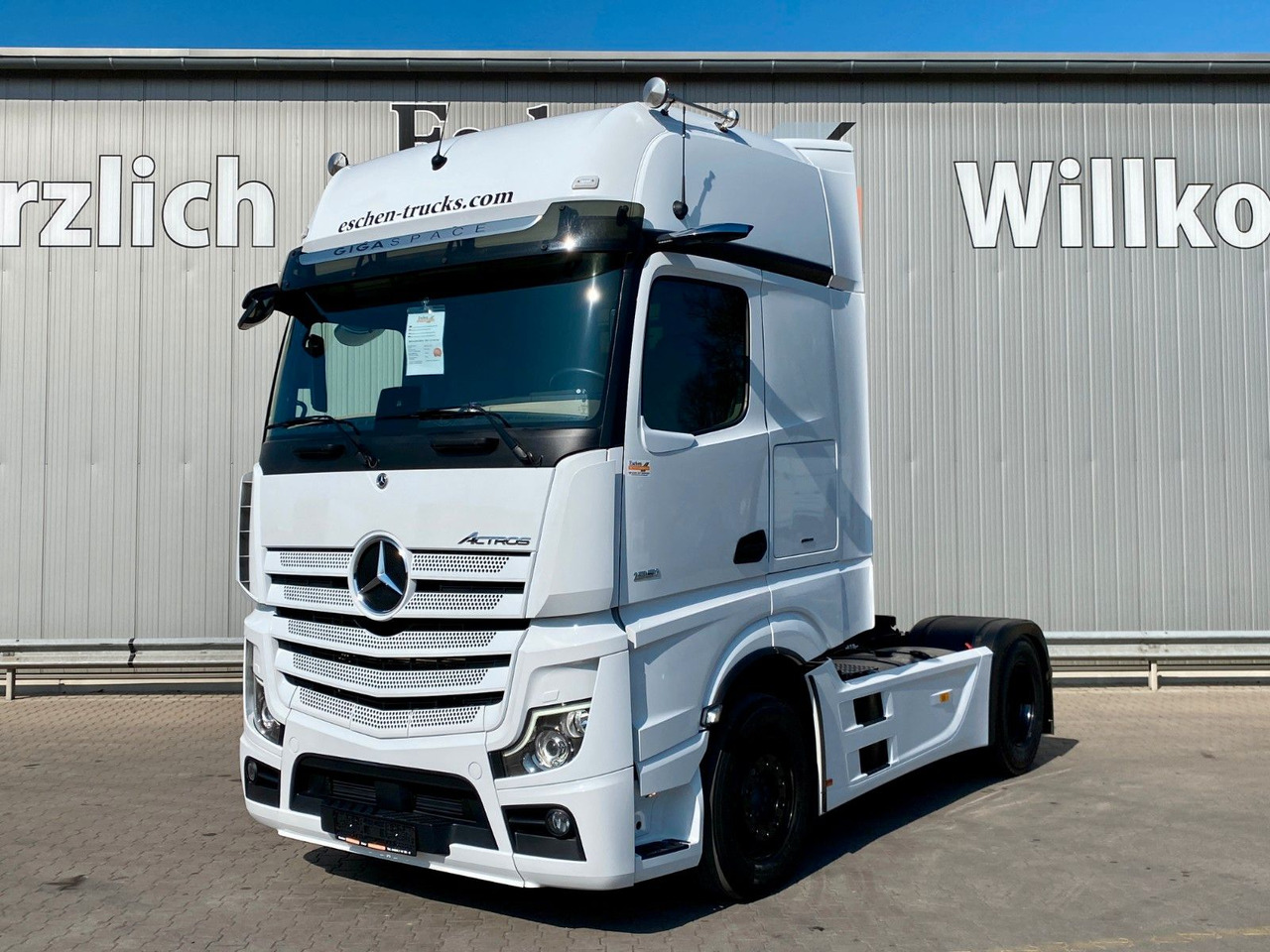 Mercedes-Benz 1851 Actros | GigaSpace*Navi*Retarder*Mirror Cam - Tractor unit: picture 1 Mercedes-Benz 1851 Actros | GigaSpace*Navi*Retarder*Mirror Cam - Tractor unit: picture 1