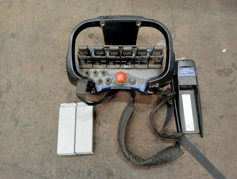 Grúa PM 27523 PX - Truck mounted crane for Truck: picture 3 Grúa PM 27523 PX - Truck mounted crane for Truck: picture 3