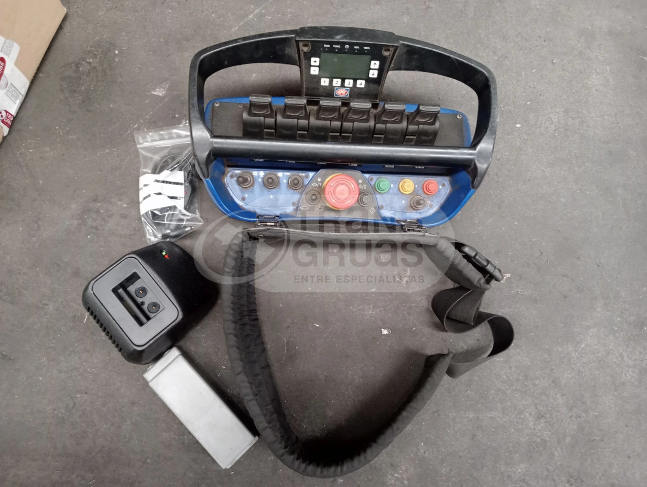 Grúa hidráulica HMF 1520 K4 - Truck mounted crane: picture 2 Grúa hidráulica HMF 1520 K4 - Truck mounted crane: picture 2