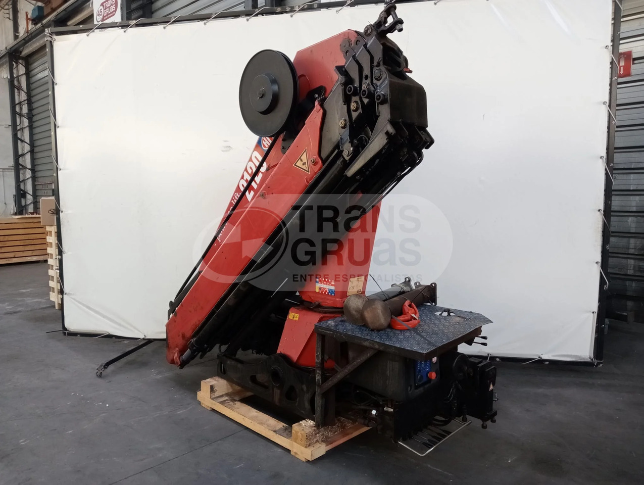 Grúa hidráulica HMF 2120 K RC - Truck mounted crane: picture 1 Grúa hidráulica HMF 2120 K RC - Truck mounted crane: picture 1