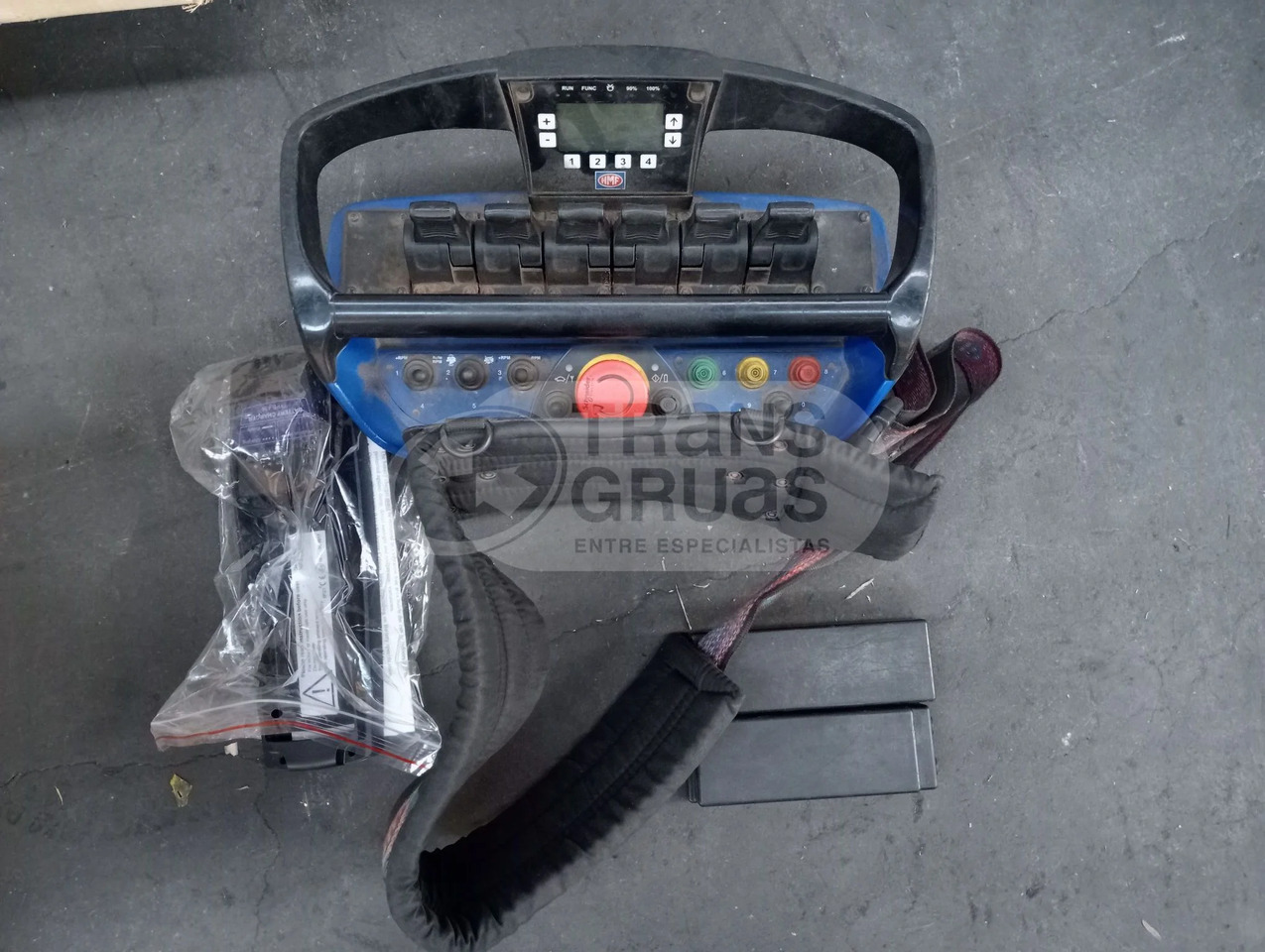 Grúa hidráulica HMF 2120 K4 - Truck mounted crane: picture 2 Grúa hidráulica HMF 2120 K4 - Truck mounted crane: picture 2