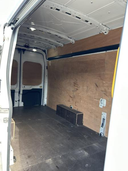 Ford Transit 2.0 - Panel van: picture 5 Ford Transit 2.0 - Panel van: picture 5