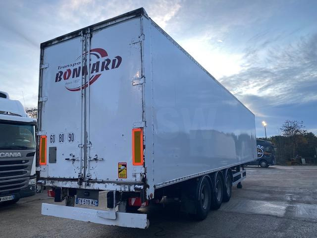 Fruehauf - Closed box semi-trailer: picture 2 Fruehauf - Closed box semi-trailer: picture 2