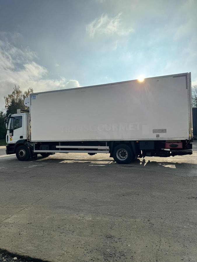 Iveco Eurocargo 160E30 - Refrigerator truck: picture 2 Iveco Eurocargo 160E30 - Refrigerator truck: picture 2
