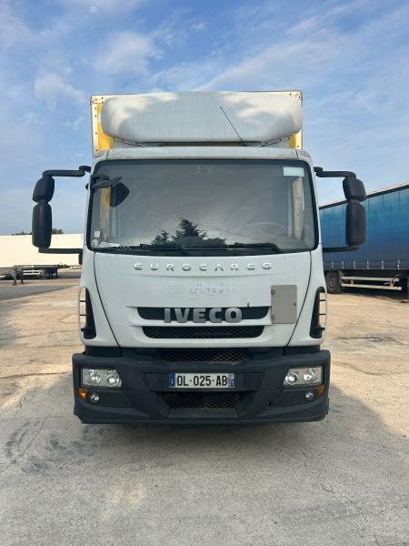 Iveco Eurocargo ML 160 E 18 - Box truck: picture 2 Iveco Eurocargo ML 160 E 18 - Box truck: picture 2