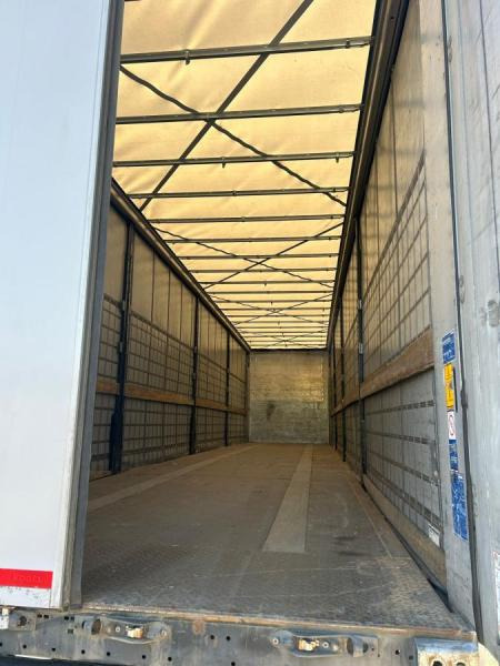 Kögel  - Curtainsider semi-trailer: picture 4 Kögel  - Curtainsider semi-trailer: picture 4