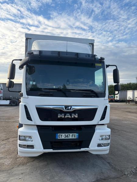 MAN TGM 26320 - Curtainsider truck: picture 2 MAN TGM 26320 - Curtainsider truck: picture 2