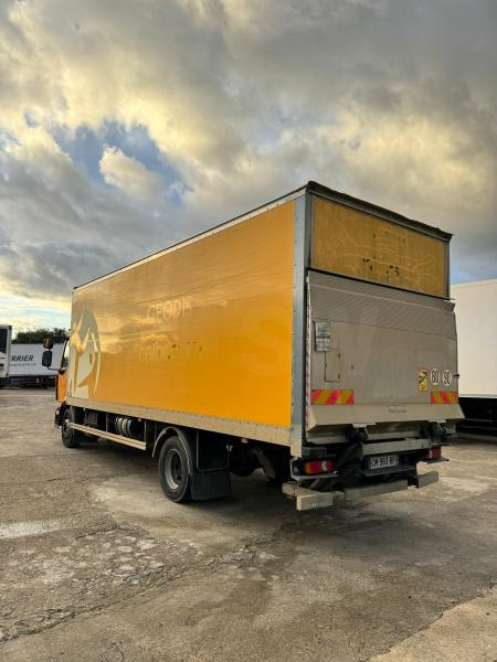 Renault Midlum 220 - Box truck: picture 5 Renault Midlum 220 - Box truck: picture 5