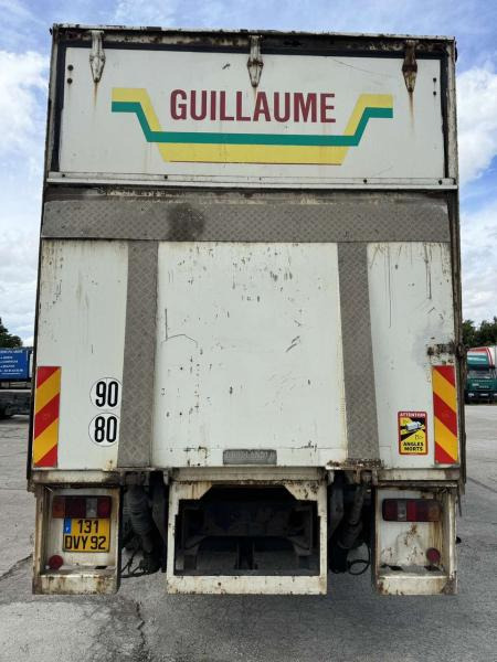 Curtainsider truck Scania 94 D220: picture 7