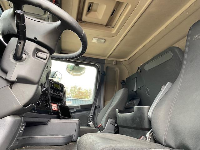 Scania G 410 - Refrigerator truck: picture 4 Scania G 410 - Refrigerator truck: picture 4