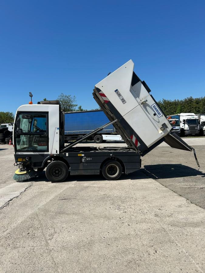 Schmidt Clingo 500 Compact 400 - Road sweeper: picture 2 Schmidt Clingo 500 Compact 400 - Road sweeper: picture 2