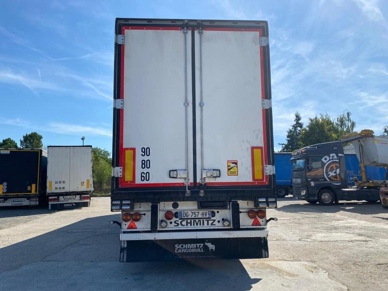 Schmitz Cargobull - Refrigerator semi-trailer: picture 2 Schmitz Cargobull - Refrigerator semi-trailer: picture 2