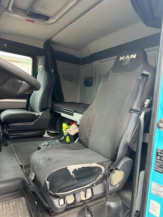 MAN TGX 18.400 - Tractor unit: picture 5 MAN TGX 18.400 - Tractor unit: picture 5