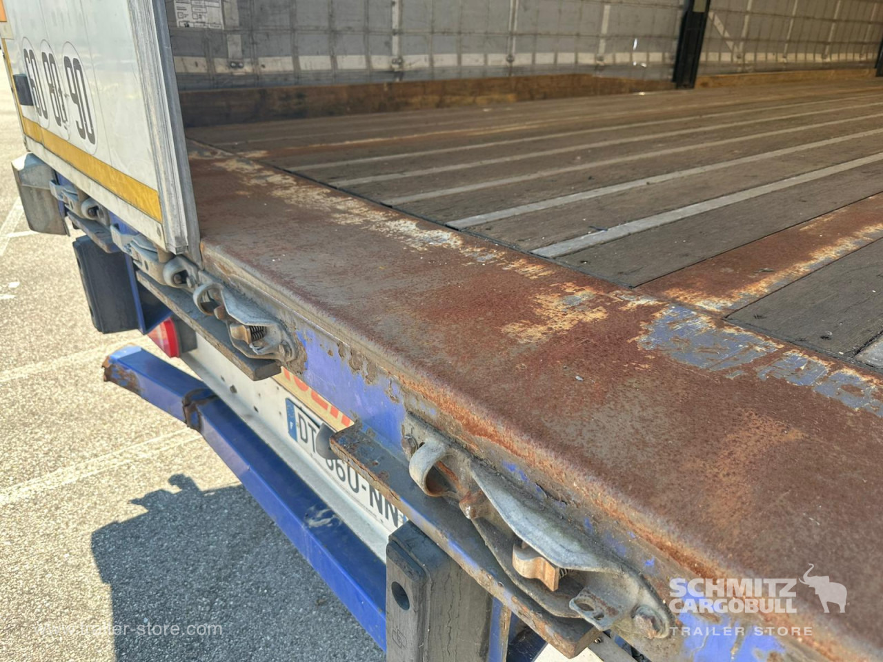 FRUEHAUF Curtainsider Standard - Curtainsider semi-trailer: picture 4 FRUEHAUF Curtainsider Standard - Curtainsider semi-trailer: picture 4