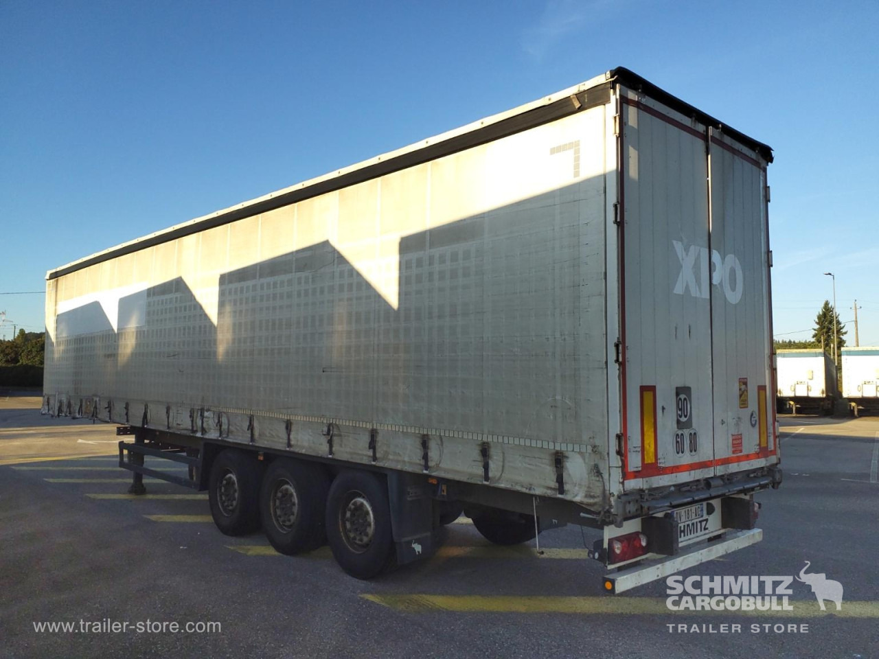 SCHMITZ Curtainsider Standard - Curtainsider semi-trailer: picture 3 SCHMITZ Curtainsider Standard - Curtainsider semi-trailer: picture 3