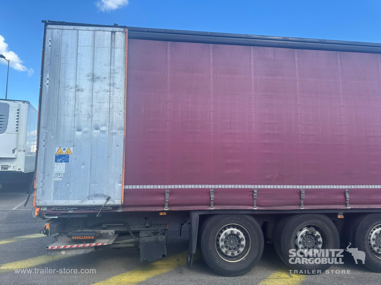 Curtainsider semi-trailer SCHMITZ Curtainsider Standard Taillift: picture 6