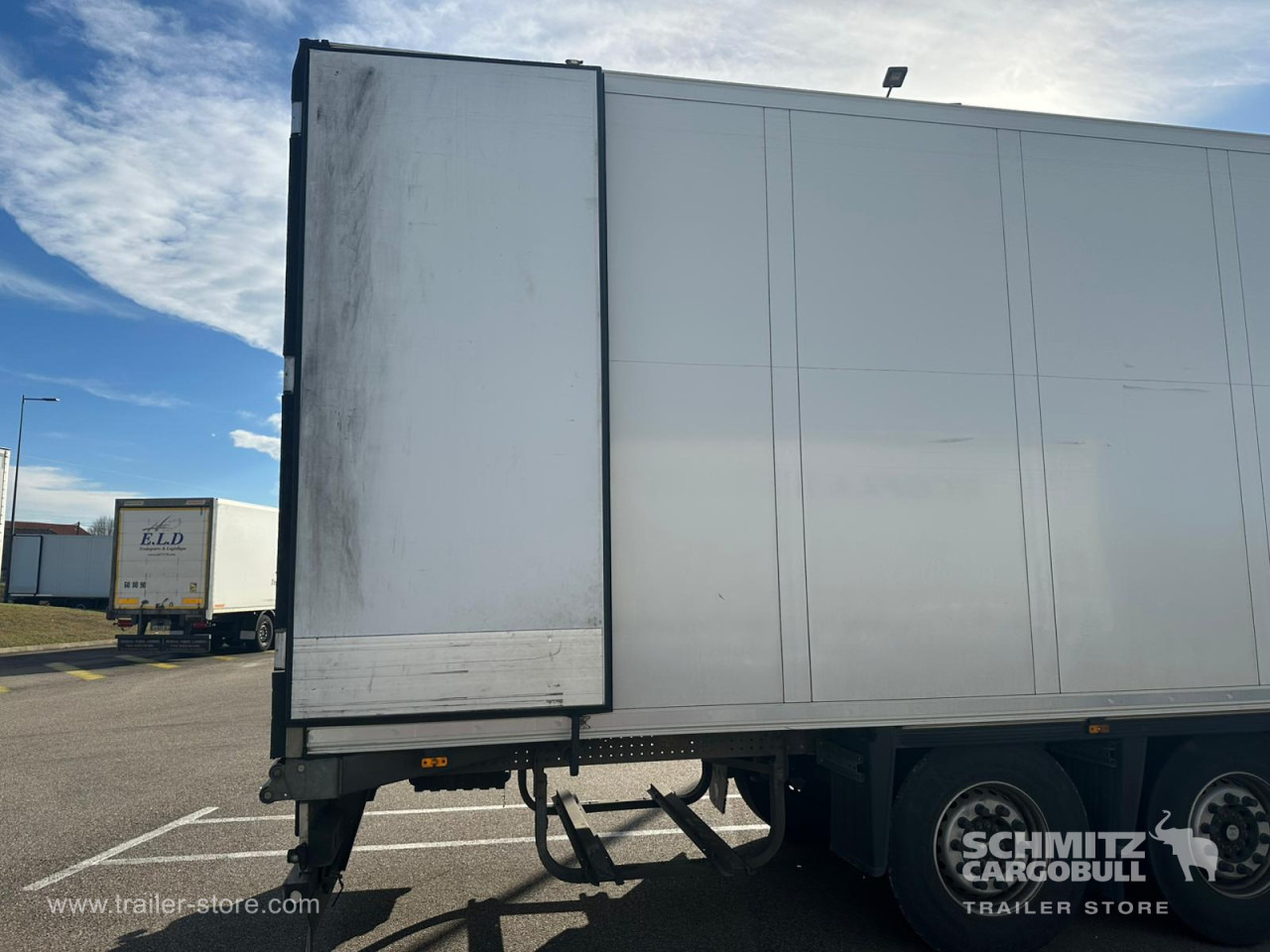 SCHMITZ Reefer Standard - Isothermal semi-trailer: picture 4 SCHMITZ Reefer Standard - Isothermal semi-trailer: picture 4