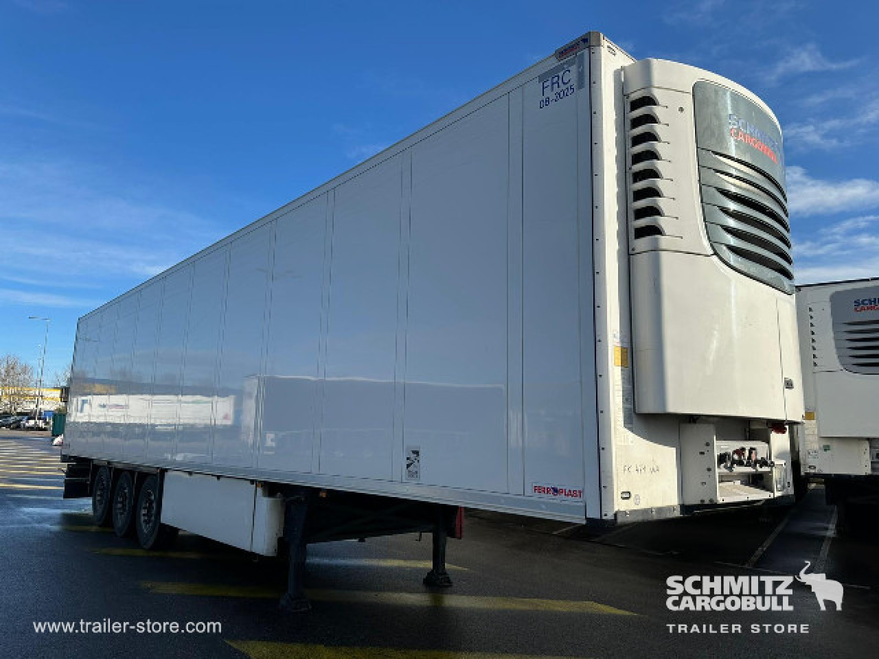 SCHMITZ Reefer Standard - Isothermal semi-trailer: picture 1 SCHMITZ Reefer Standard - Isothermal semi-trailer: picture 1