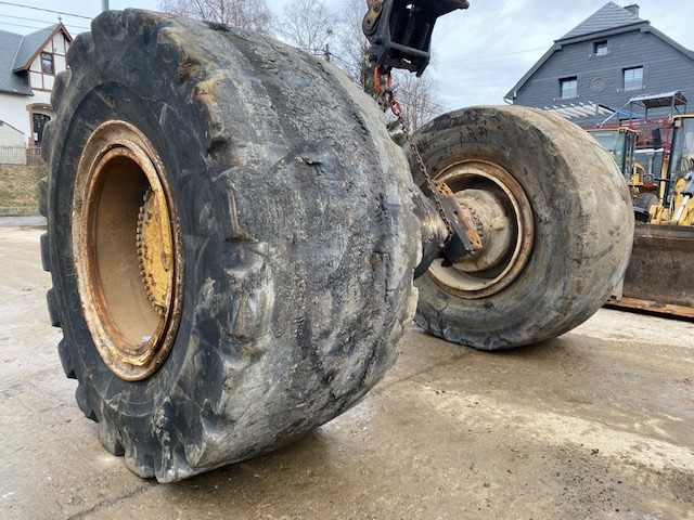 CAT 992 C -1V-5949 - Front axle for Construction machinery: picture 4 CAT 992 C -1V-5949 - Front axle for Construction machinery: picture 4