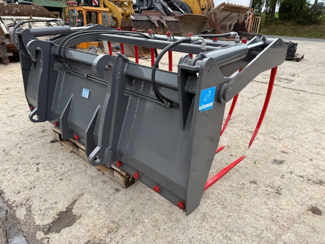 Flötzinger SZ-V - 2400 mm - Volvo/CAT/Komatsu -Krokodilgebiss - Silage equipment: picture 3 Flötzinger SZ-V - 2400 mm - Volvo/CAT/Komatsu -Krokodilgebiss - Silage equipment: picture 3