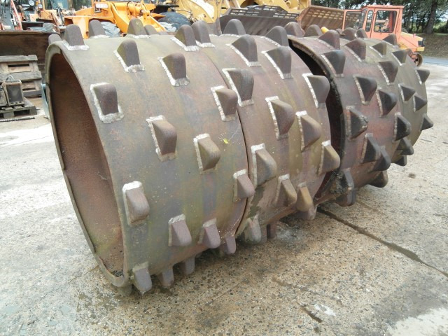 Hanomag 44 C + 55 C - Tire for Construction machinery: picture 1 Hanomag 44 C + 55 C - Tire for Construction machinery: picture 1