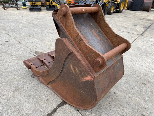 OIL Quick OQ 70/55 - 800 mm  - Excavator bucket: picture 4 OIL Quick OQ 70/55 - 800 mm  - Excavator bucket: picture 4