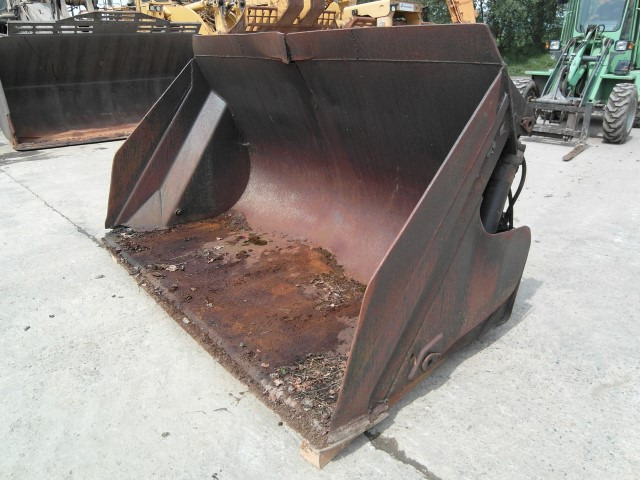 Volvo - Loader bucket: picture 1 Volvo - Loader bucket: picture 1