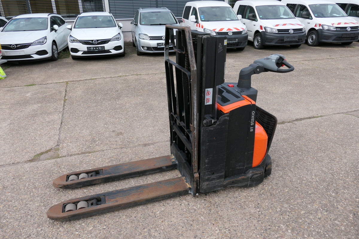 BT SWE 200D Batterie 27/2020 - Pallet truck: picture 3 BT SWE 200D Batterie 27/2020 - Pallet truck: picture 3