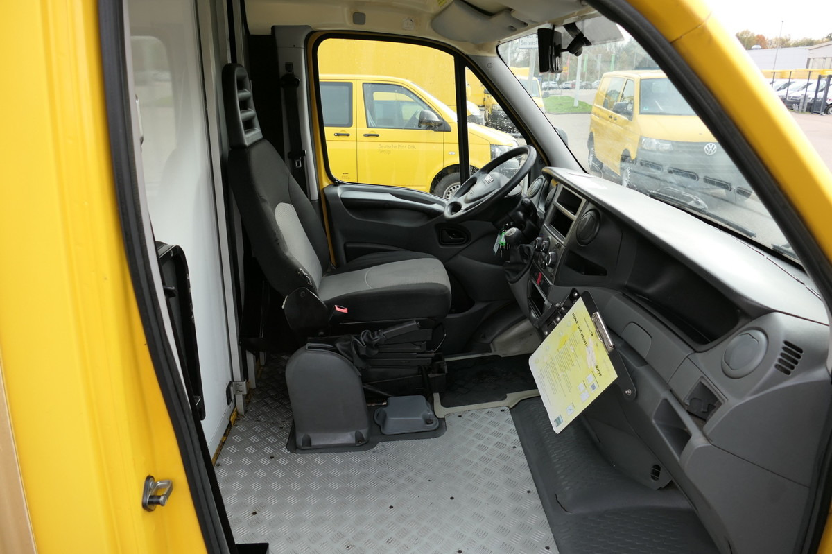 IVECO Daily 35 S11 C30C AUTOMATIK KAMERA MAXI Regale L - Closed box van: picture 5 IVECO Daily 35 S11 C30C AUTOMATIK KAMERA MAXI Regale L - Closed box van: picture 5