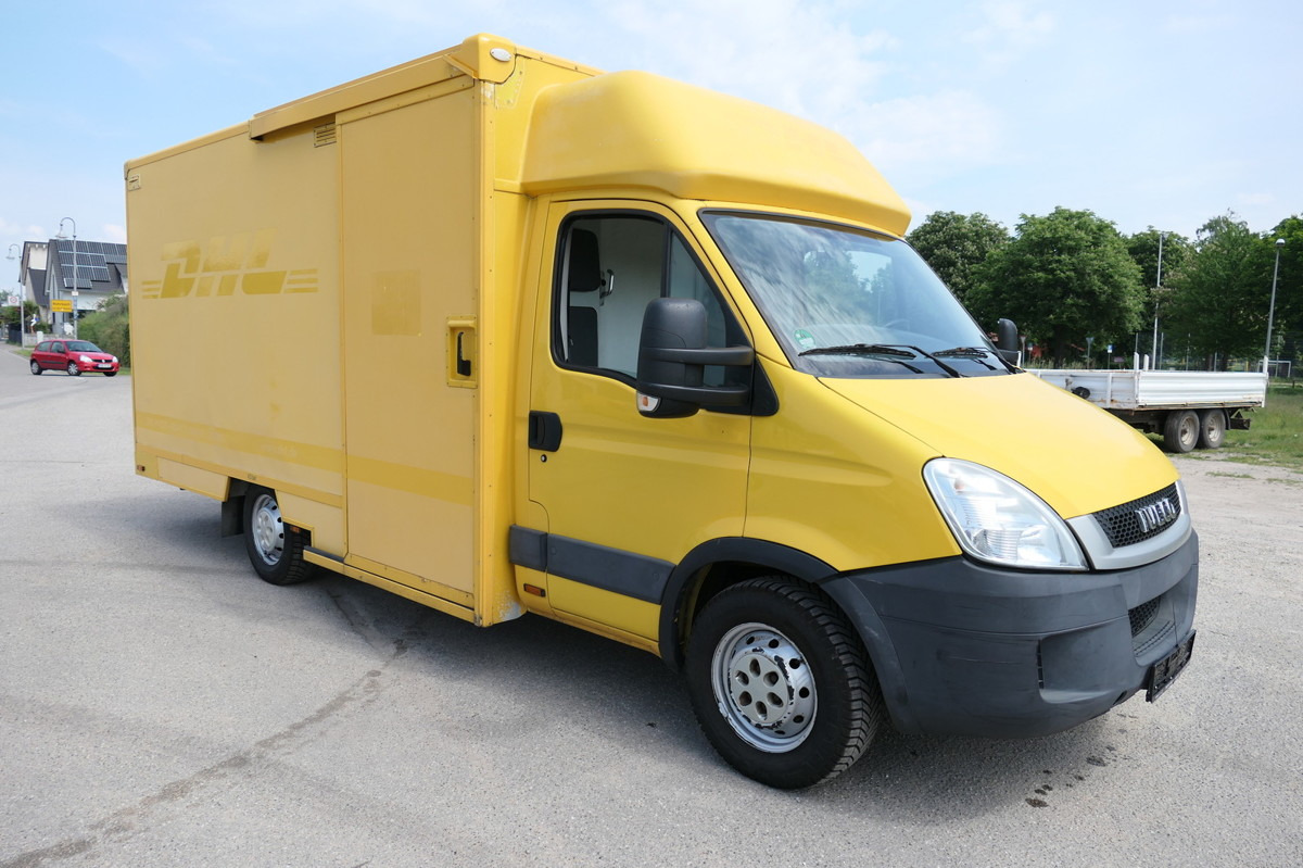 IVECO Daily 35 S11 C30C AUTOMATIK KAMERA MAXI Regale L - Closed box van: picture 3 IVECO Daily 35 S11 C30C AUTOMATIK KAMERA MAXI Regale L - Closed box van: picture 3