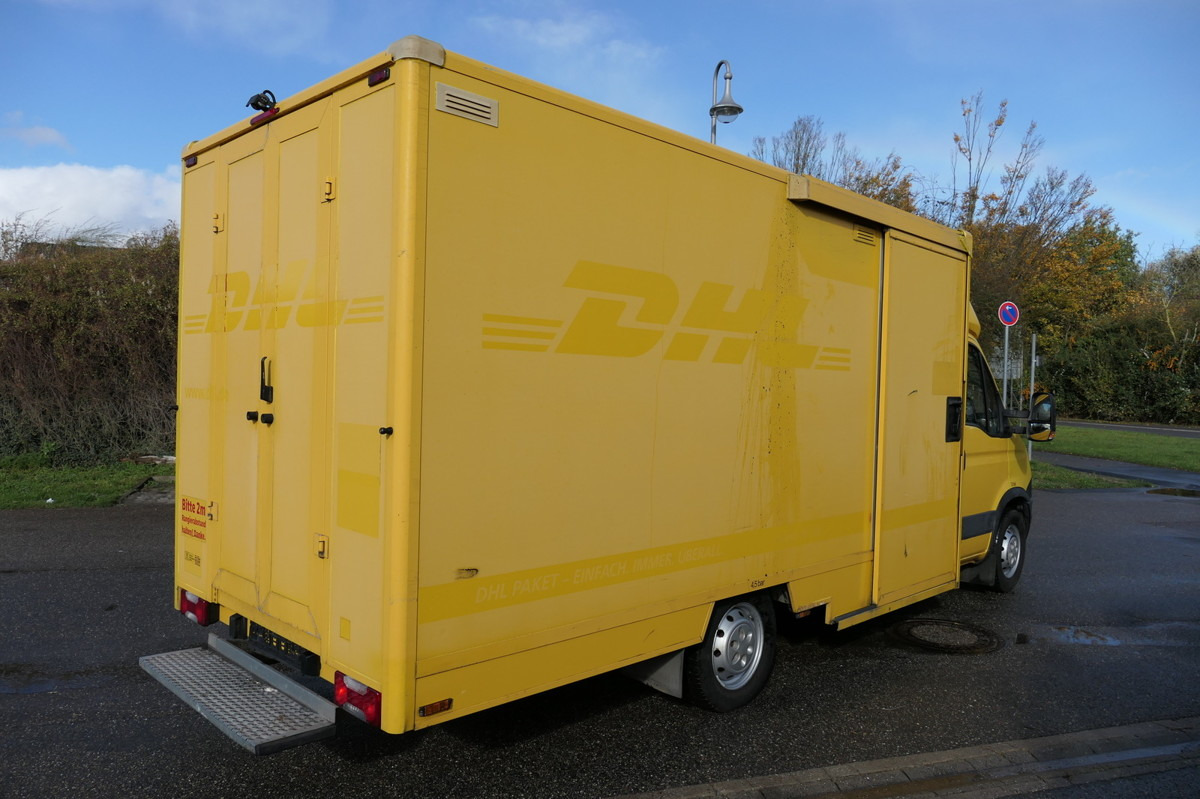 IVECO Daily 35 S11 C30C AUTOMATIK KAMERA Regale LUFT D - Closed box van: picture 3 IVECO Daily 35 S11 C30C AUTOMATIK KAMERA Regale LUFT D - Closed box van: picture 3