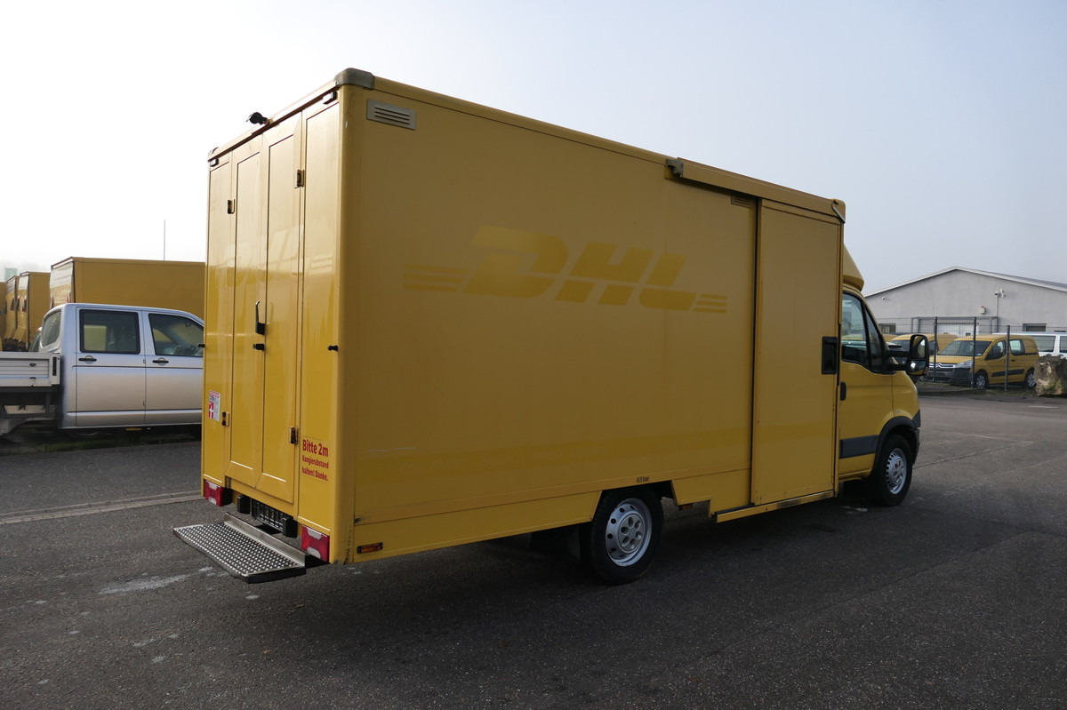 IVECO Daily 35 S11 C30C AUTOMATIK KAMERA Regale LUFT D - Closed box van: picture 3 IVECO Daily 35 S11 C30C AUTOMATIK KAMERA Regale LUFT D - Closed box van: picture 3