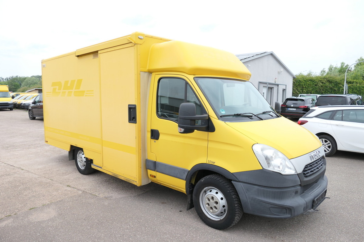 IVECO Daily 35 S11 C30C AUTOMATIK KAMERA Regale LUFT D - Closed box van: picture 2 IVECO Daily 35 S11 C30C AUTOMATIK KAMERA Regale LUFT D - Closed box van: picture 2