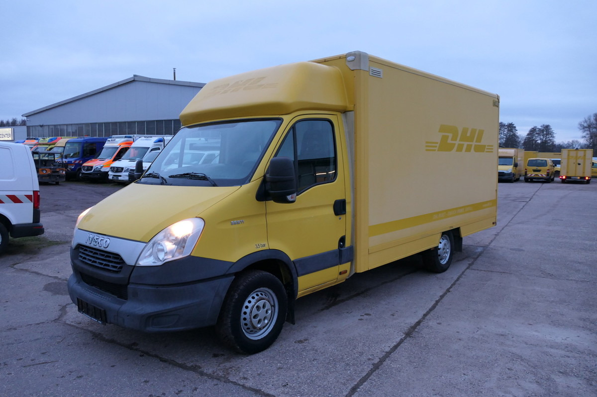 IVECO Daily 35 S11 C30C AUTOMATIK KAMERA Regale LUFT D - Closed box van: picture 1 IVECO Daily 35 S11 C30C AUTOMATIK KAMERA Regale LUFT D - Closed box van: picture 1