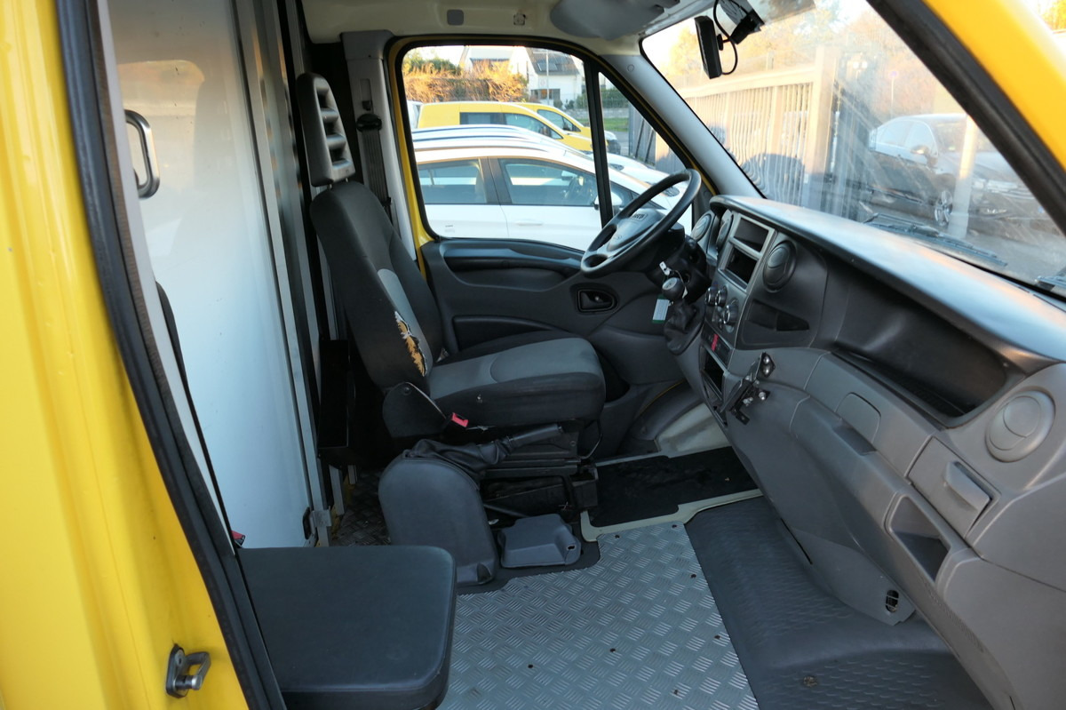 IVECO Daily 35 S11 C30C AUTOMATIK KAMERA Regale LUFT D - Closed box van: picture 5 IVECO Daily 35 S11 C30C AUTOMATIK KAMERA Regale LUFT D - Closed box van: picture 5
