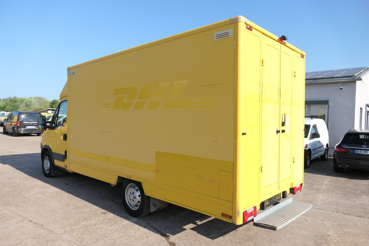 IVECO Daily 35 S11 C30C AUTOMATIK KAMERA Regale LUFT D - Closed box van: picture 4 IVECO Daily 35 S11 C30C AUTOMATIK KAMERA Regale LUFT D - Closed box van: picture 4