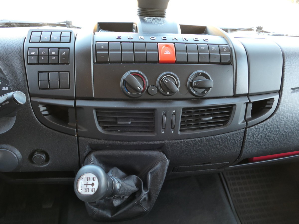 Curtainsider truck IVECO EuroCargo ML 120 E 25 EURO-6 AHK LBW 3-SITZER Co: picture 11 Curtainsider truck IVECO EuroCargo ML 120 E 25 EURO-6 AHK LBW 3-SITZER Co: picture 11