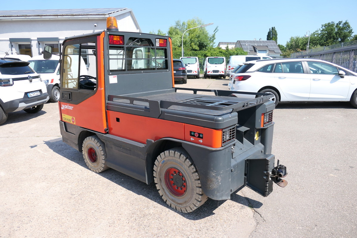 LINDE P250 Schlepper AHK Batterie 24/2021 Schiebetüren - Tow tractor: picture 4 LINDE P250 Schlepper AHK Batterie 24/2021 Schiebetüren - Tow tractor: picture 4