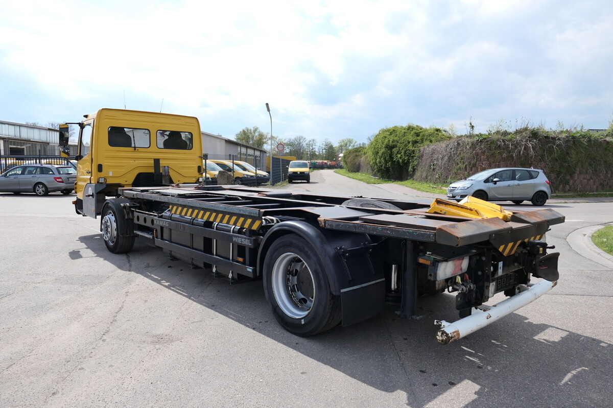 MERCEDES-BENZ KAMAG WBH 25 Wiesel Terberg Umsetzfahrz. Sattelk - Container transporter/ Swap body truck: picture 4 MERCEDES-BENZ KAMAG WBH 25 Wiesel Terberg Umsetzfahrz. Sattelk - Container transporter/ Swap body truck: picture 4