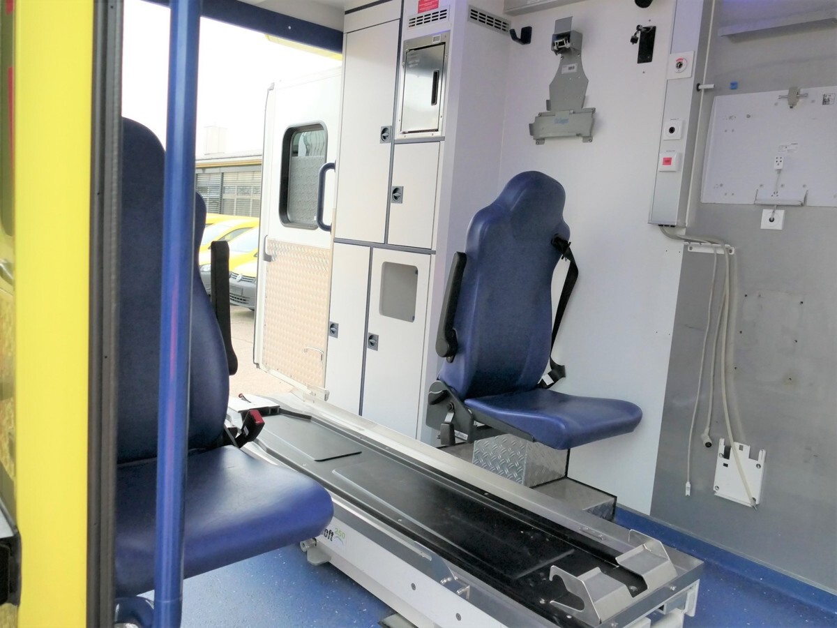 Ambulance MERCEDES-BENZ Sprinter II 516 CDI KLIMA KRANKENWAGEN RTW AUTOM: picture 13 Ambulance MERCEDES-BENZ Sprinter II 516 CDI KLIMA KRANKENWAGEN RTW AUTOM: picture 13